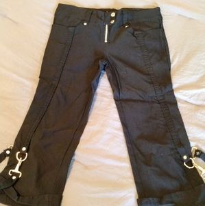 Bondage capris